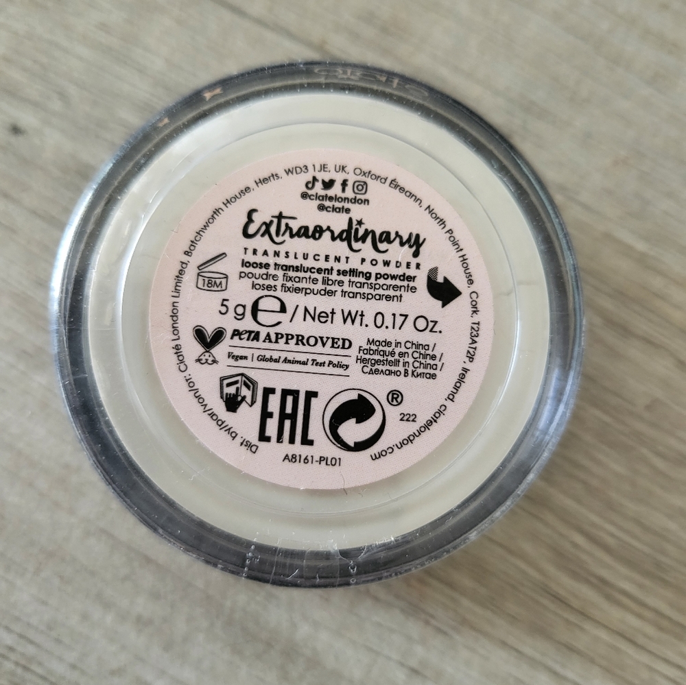 Free✨️ Ciate Translucent Powder Free w/ $20 bundle.